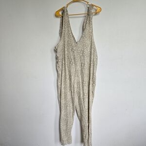 Easel Woman’s Bandana Paisley Print Beige Jumpsuit Size Large